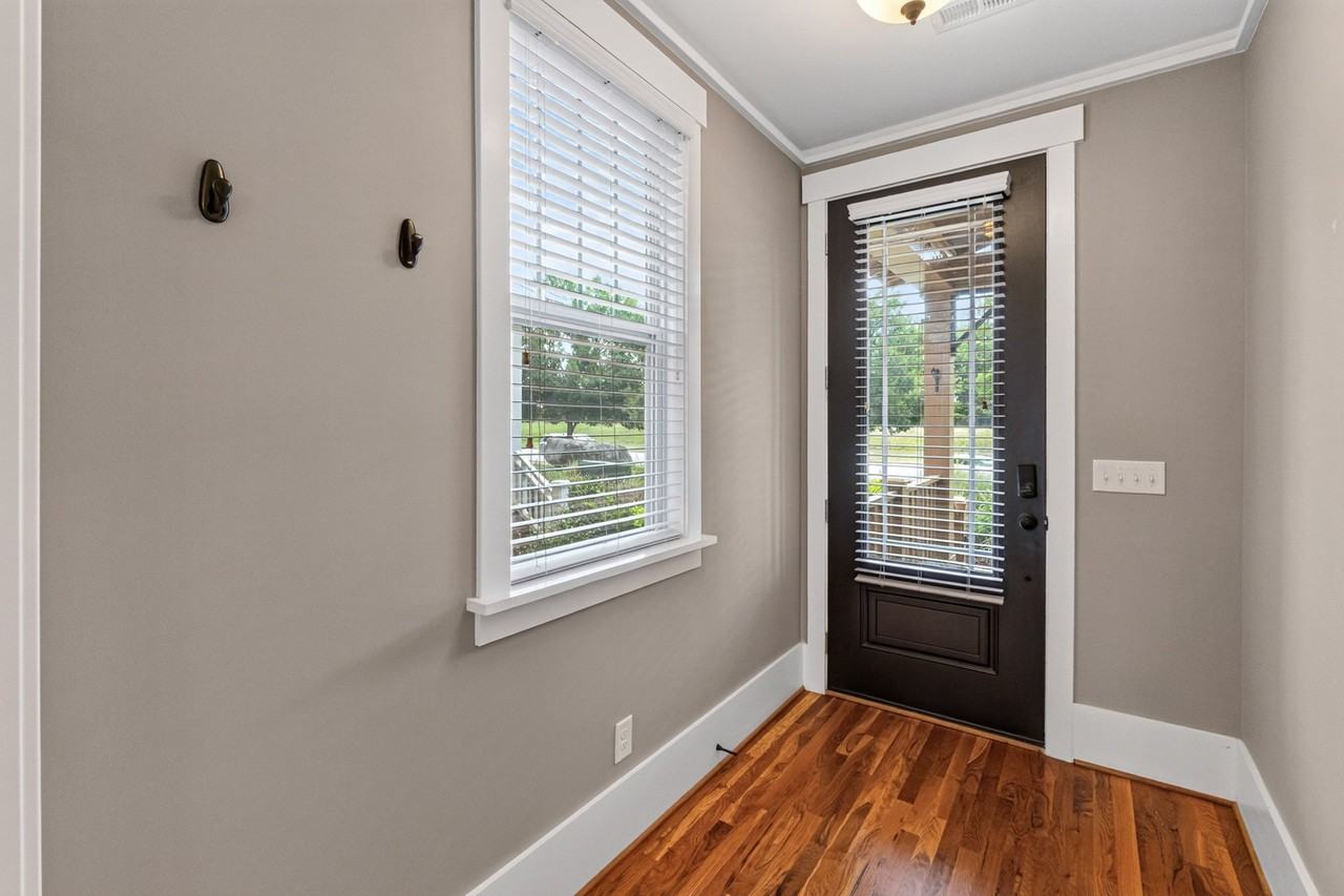 720 Waterscape Ct - Photo 5 of 35