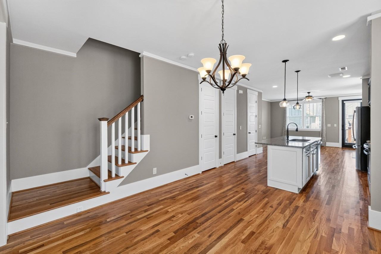 720 Waterscape Ct - Photo 6 of 35