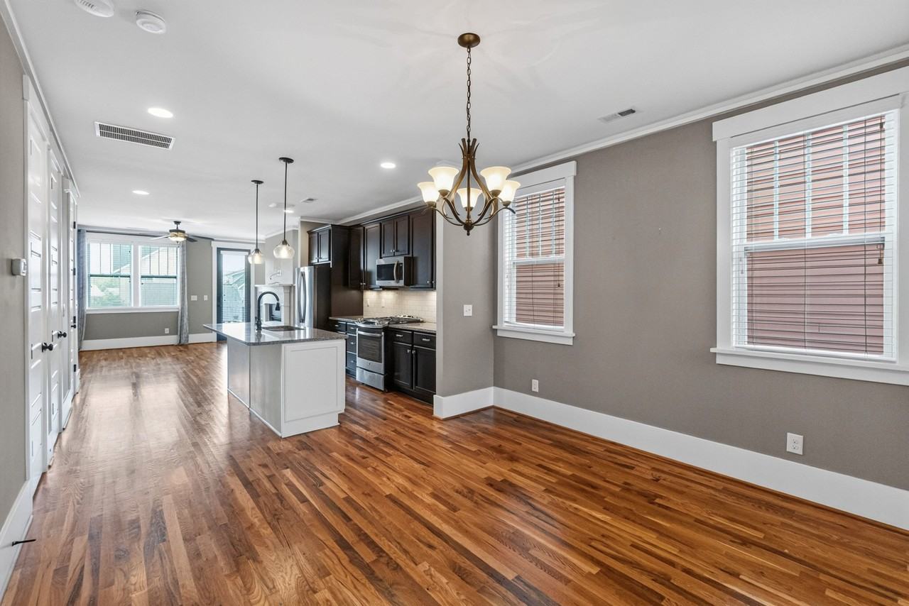 720 Waterscape Ct - Photo 7 of 35