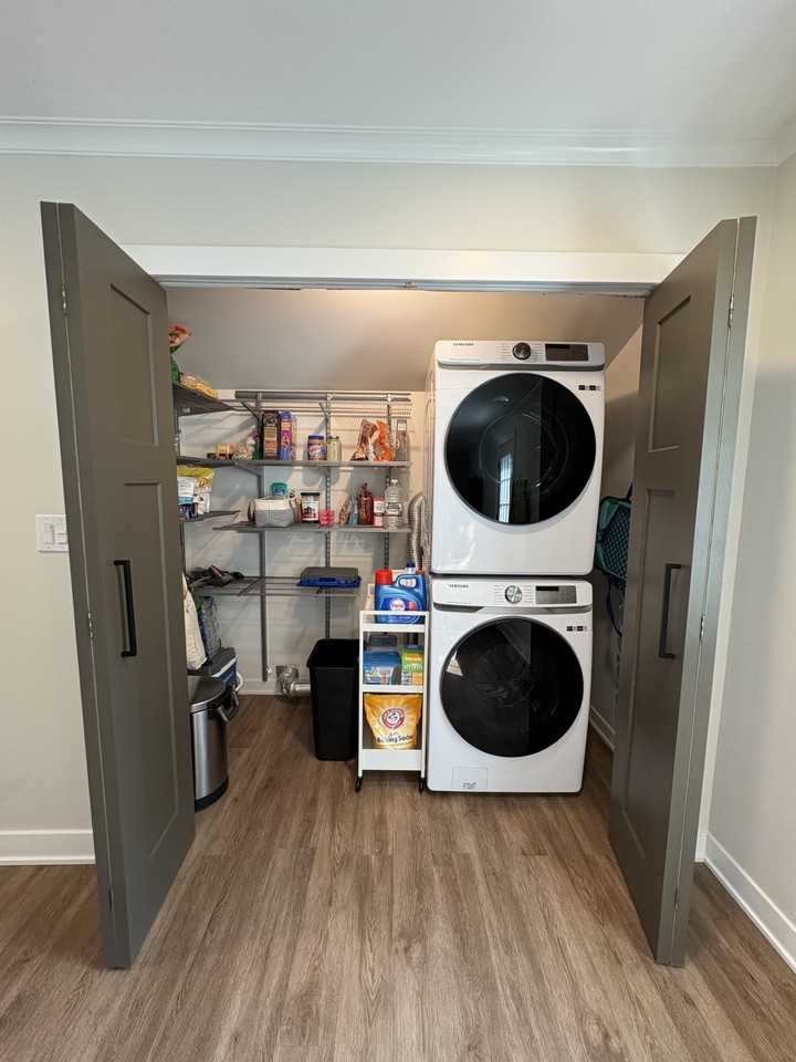 2105 Saint James St #NA - Photo 7 of 24