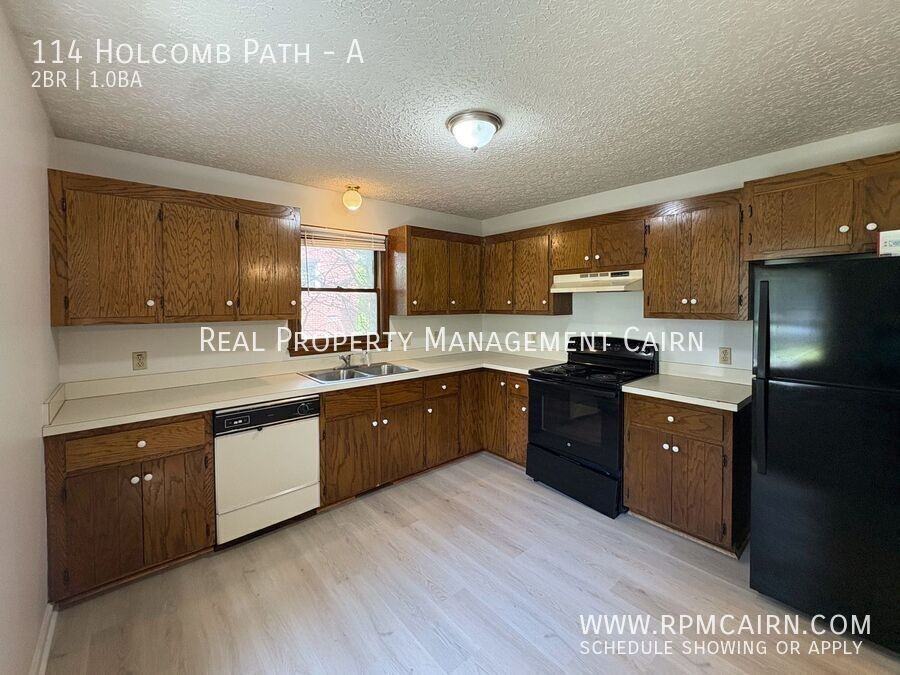 114 Holcomb Path Rd #A - Photo 3 of 10