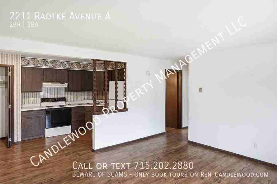 2300 Radtke Ave - Photo 2 of 14