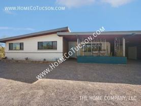 120 E Magee Rd - Photo 1 of 1