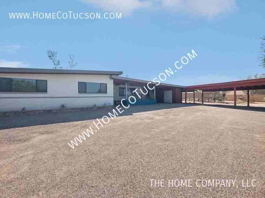 120 E Magee Rd - Photo 2 of 50
