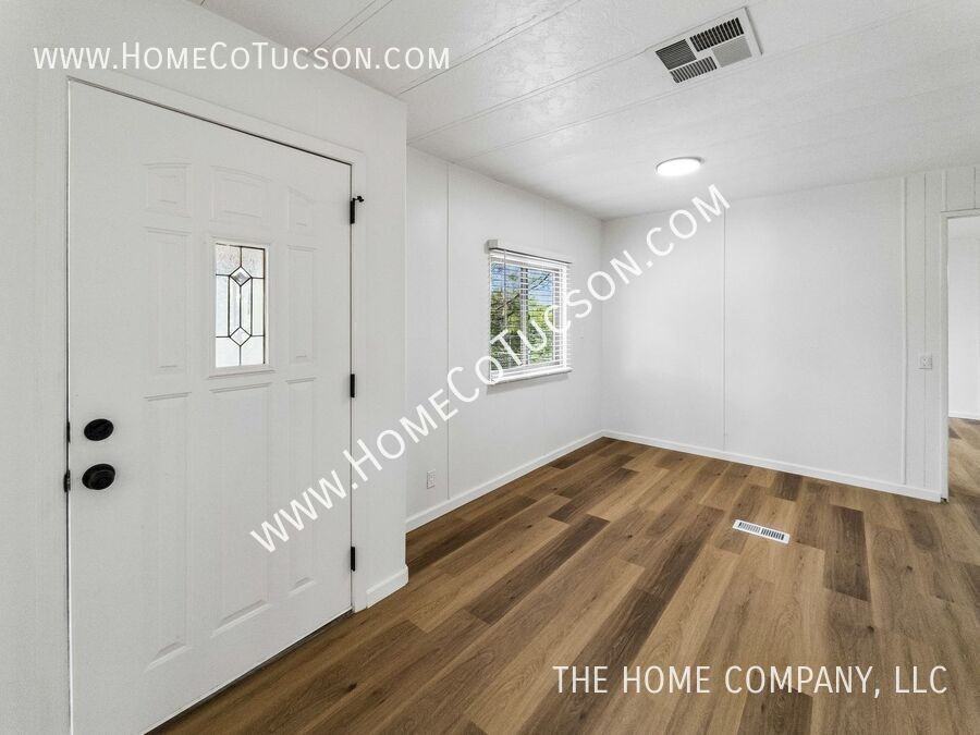 2534 N Calle Segundo - Photo 4 of 29