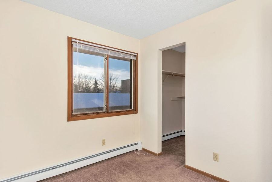 2044 15th St N #3 - Photo 5 of 16