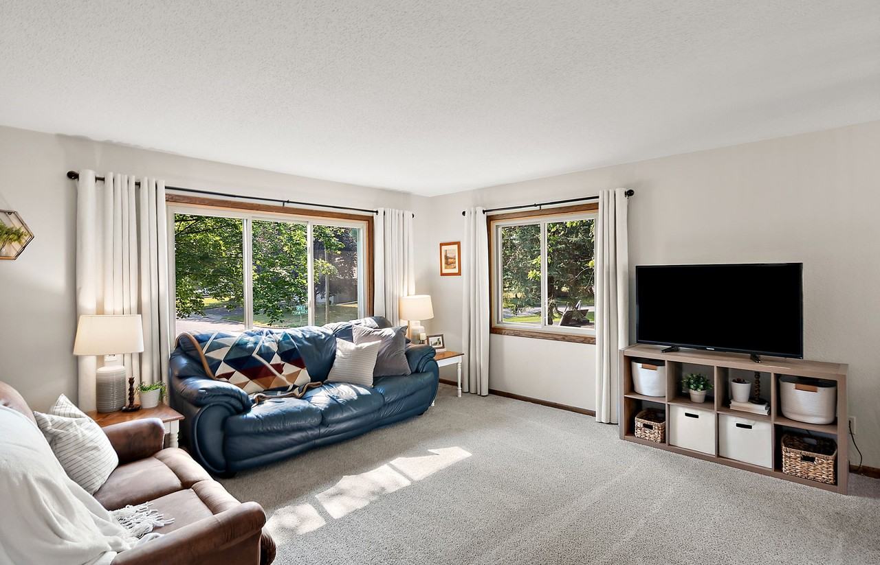 5445 Large Ave Ne #NA - Photo 5 of 30
