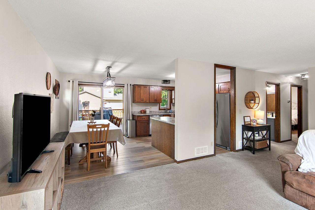 5445 Large Ave Ne #NA - Photo 7 of 30
