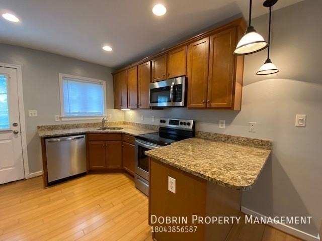 513 S Harrison St #G - Photo 5 of 17