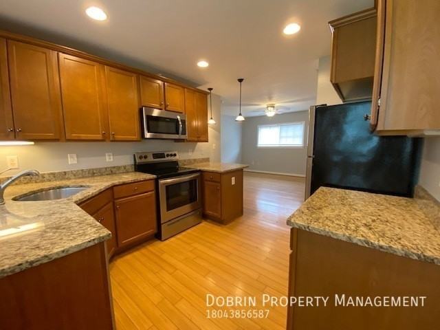 513 S Harrison St #G - Photo 7 of 17