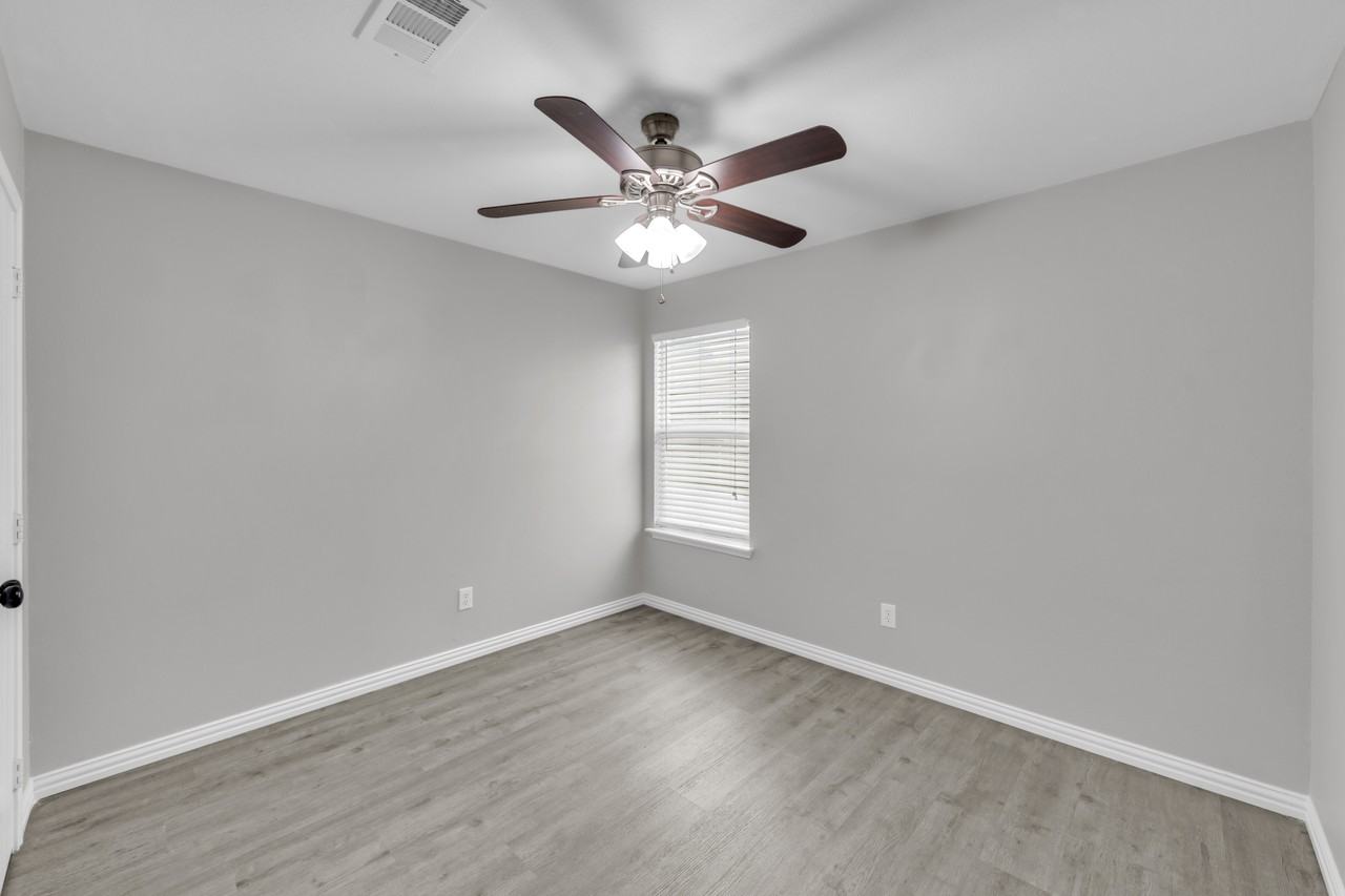 720 Mackenzie Dr #NA - Photo 7 of 16