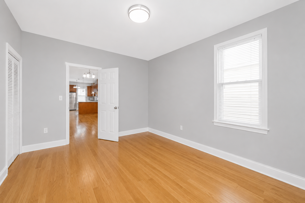 21 Cross Street - Photo 6 of 10