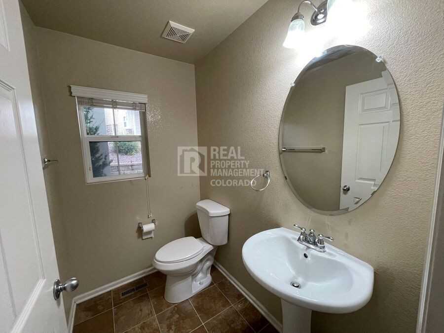2608 Stonecrop Ridge Grv - Photo 4 of 19
