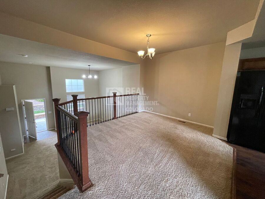 2608 Stonecrop Ridge Grv - Photo 5 of 19