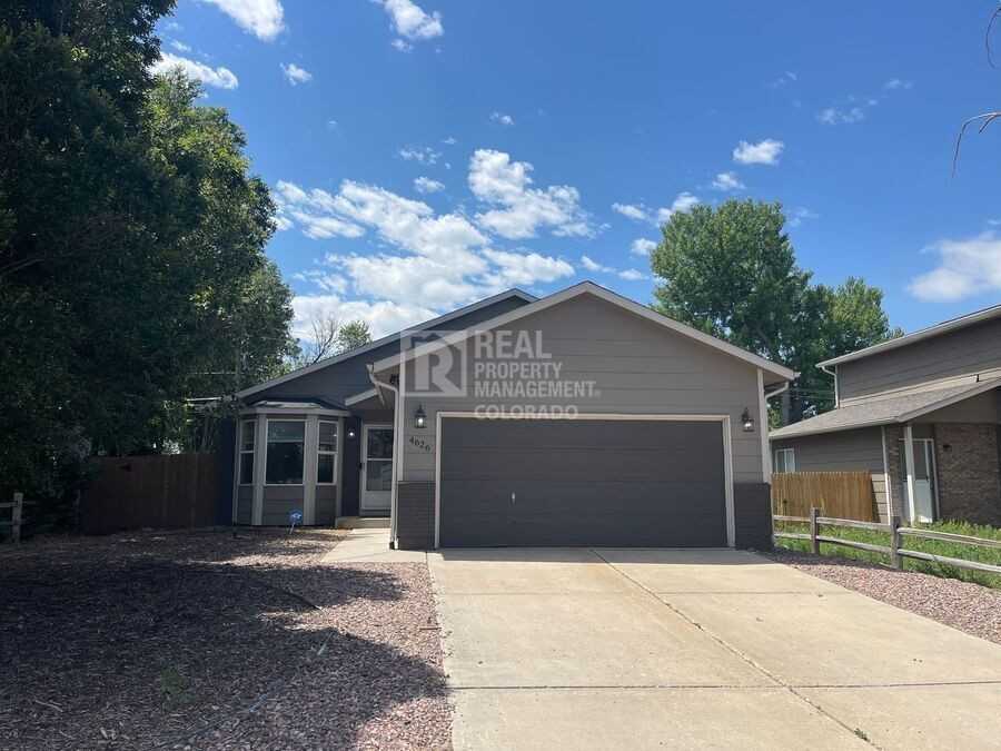4626 Witches Hollow Ln - Photo 2 of 28