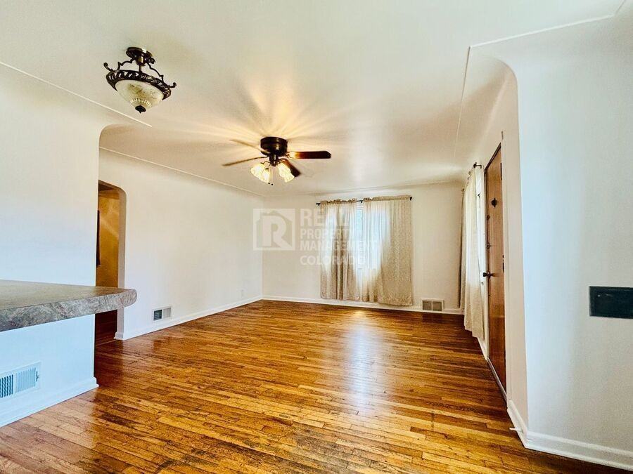 1342 Xavier St - Photo 3 of 20