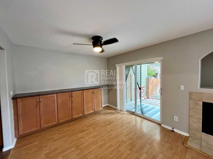 12756 Forest St - Photo 4 of 20