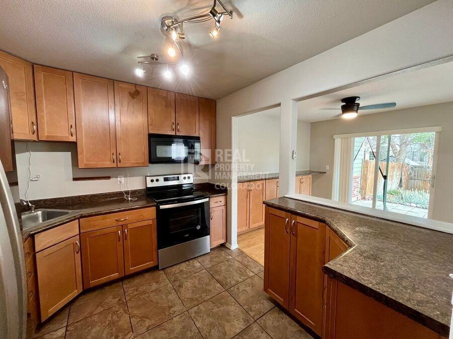12756 Forest St - Photo 7 of 20