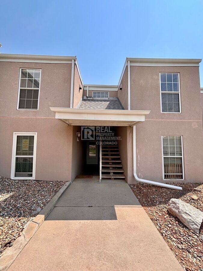 3440 Parkmoor Village Dr #V - Photo 2 of 16