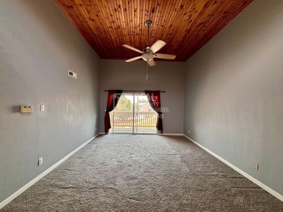 3440 Parkmoor Village Dr #V - Photo 4 of 16