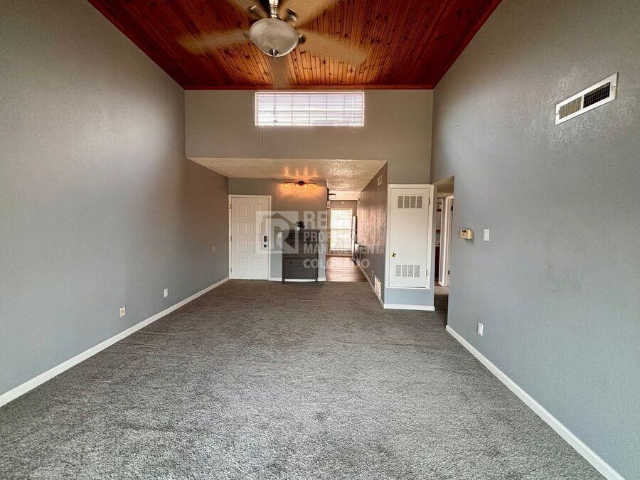 3440 Parkmoor Village Dr #V - Photo 5 of 16