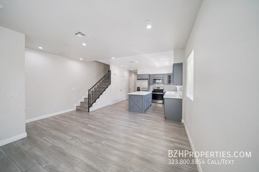 1123 Browning Blvd #1123 - Photo 5 of 31