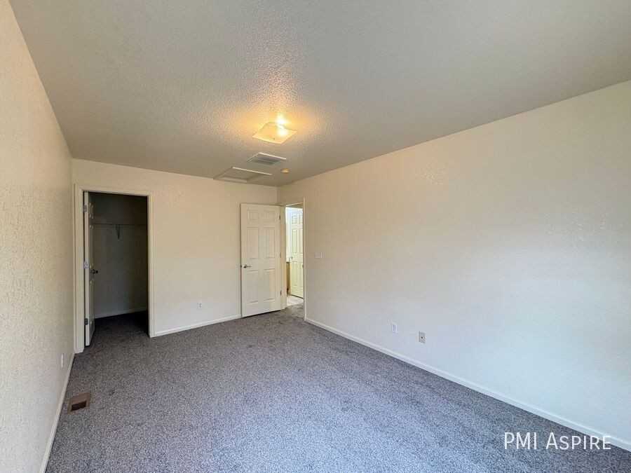 10597 Butte Dr - Photo 6 of 12