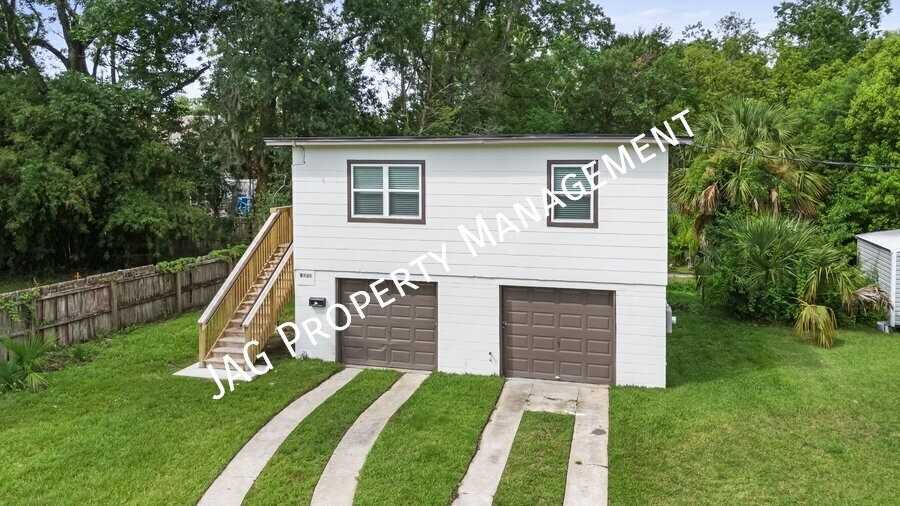 1074 Day Ave - Photo 2 of 21