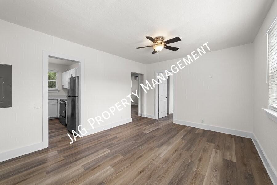 1074 Day Ave - Photo 7 of 21