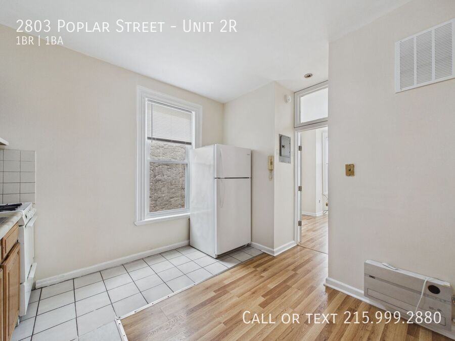 2803 Poplar St #2R - Photo 2 of 5