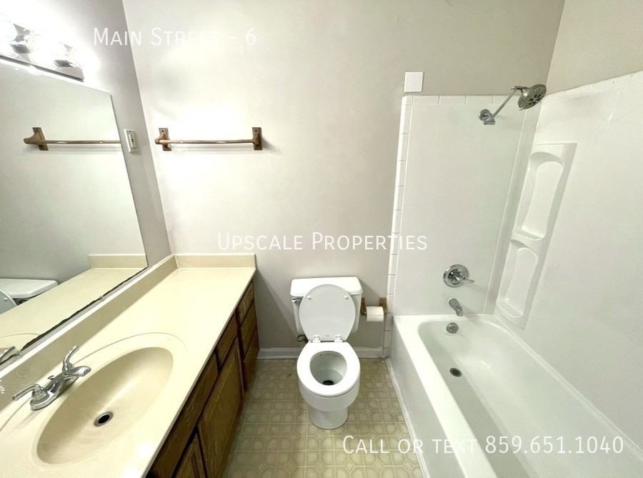 312 E Main St #6 - Photo 5 of 6