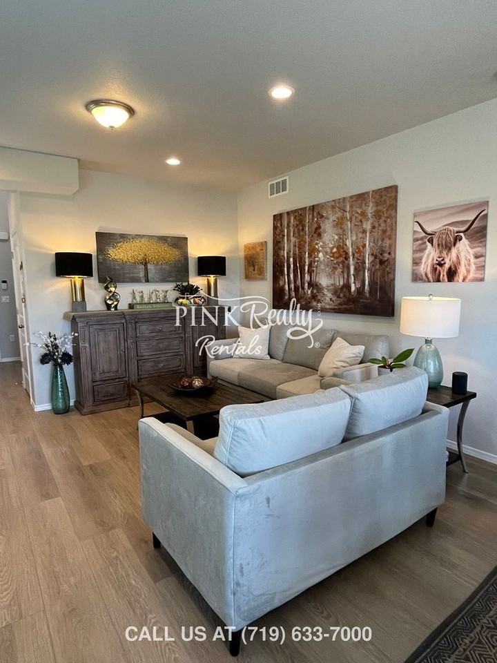 9656 Feathergrass Dr - Photo 5 of 27