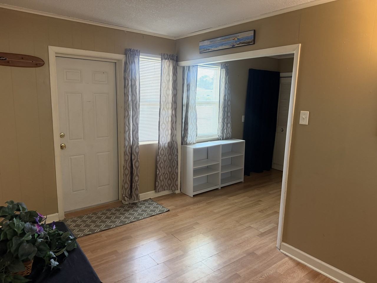 501 Frances Ter - Photo 4 of 23