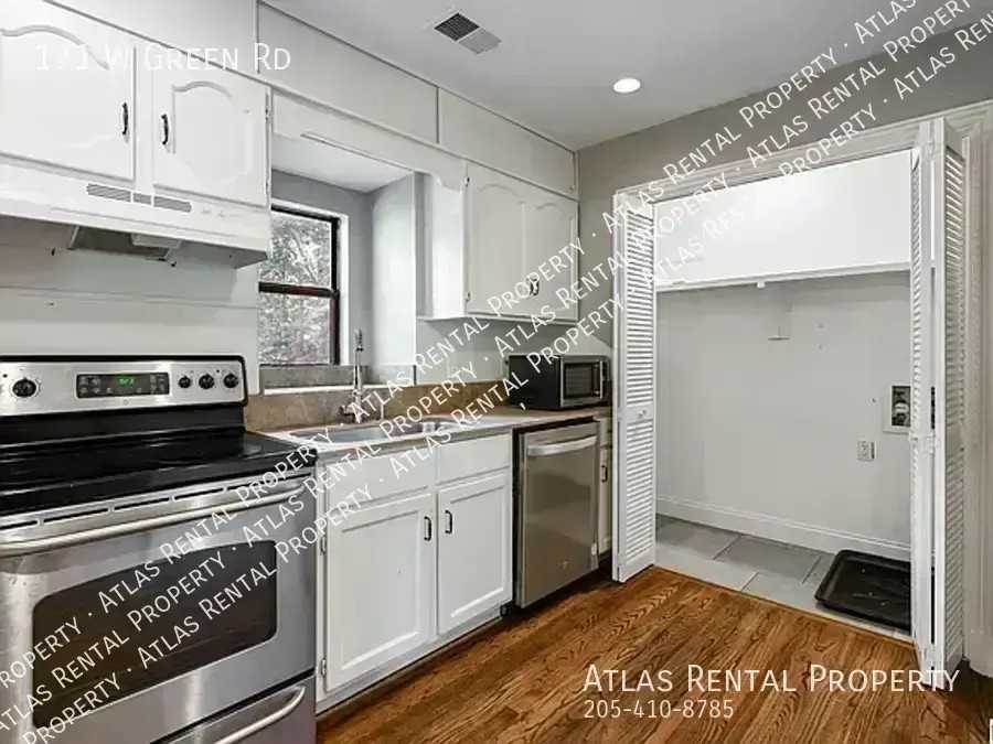 171 W Green - Photo 5 of 16