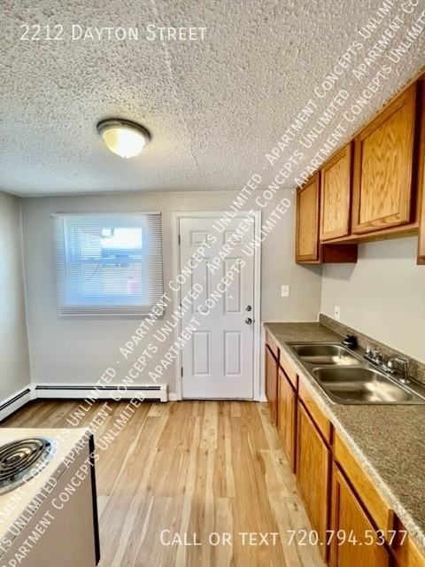 2212 Dayton St - Photo 4 of 9
