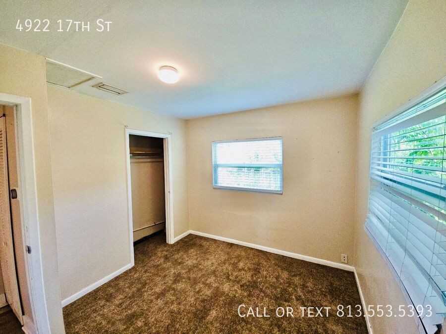 4922 17th St - Photo 4 of 41