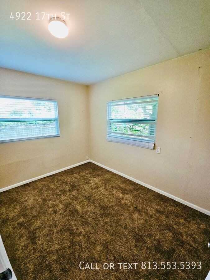 4922 17th St - Photo 5 of 41