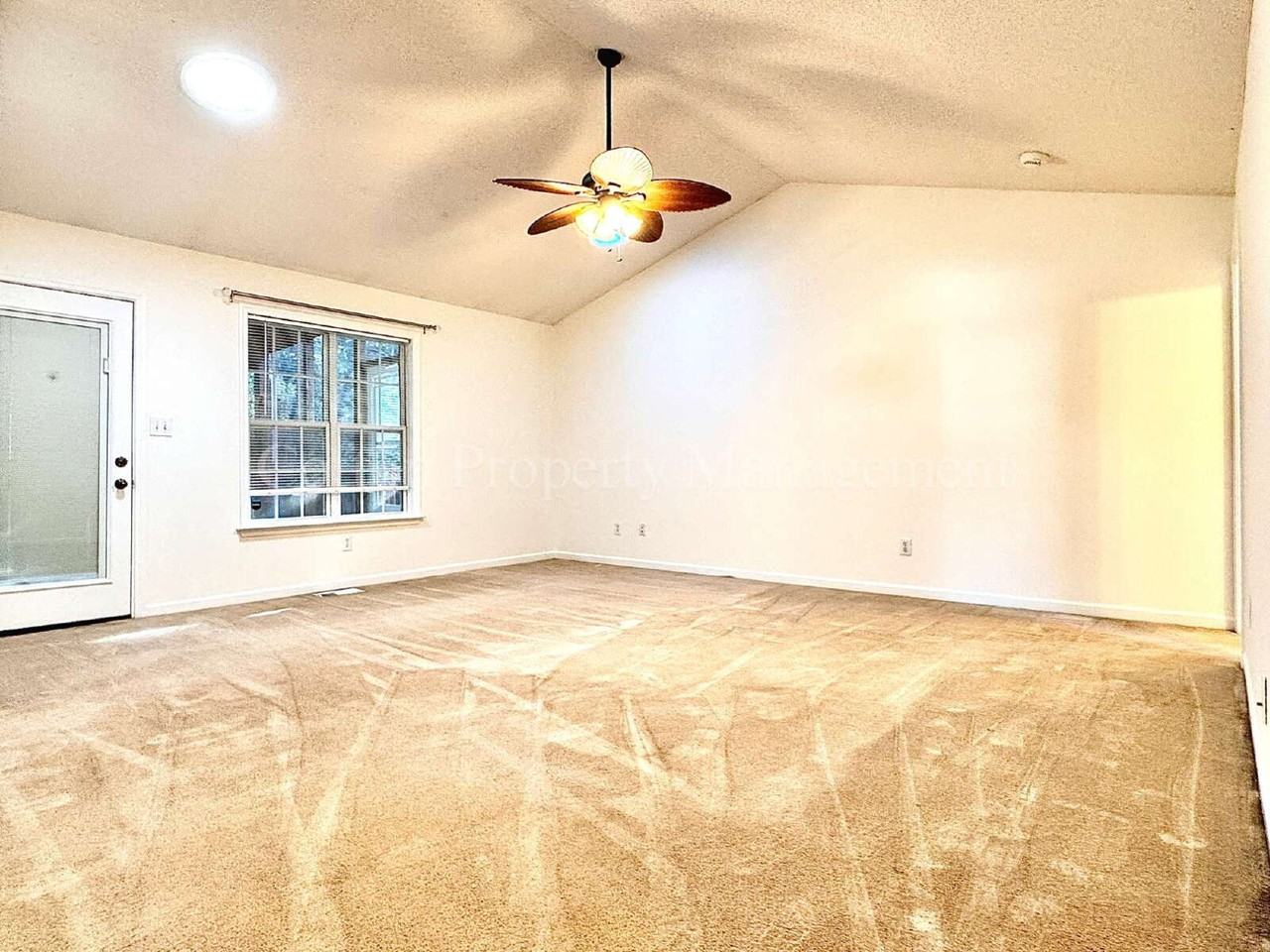 7408 Bluestone Ct - Photo 3 of 36