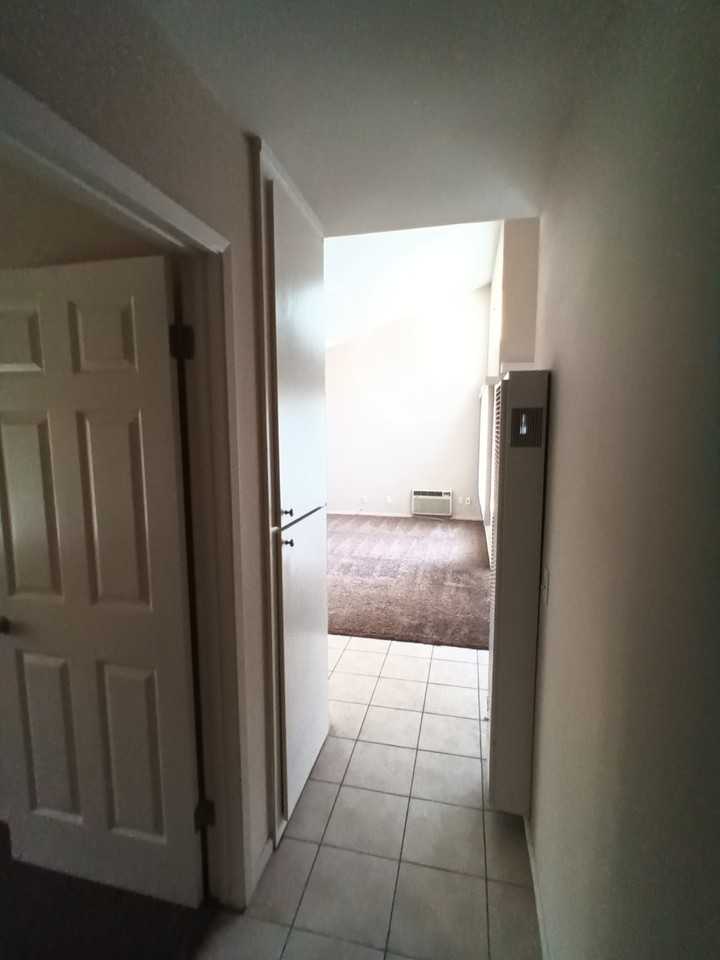 4930 Liverpool St #3 - Photo 6 of 19