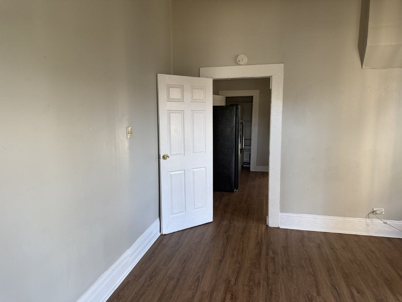 1750 E Commerce St - Photo 4 of 11