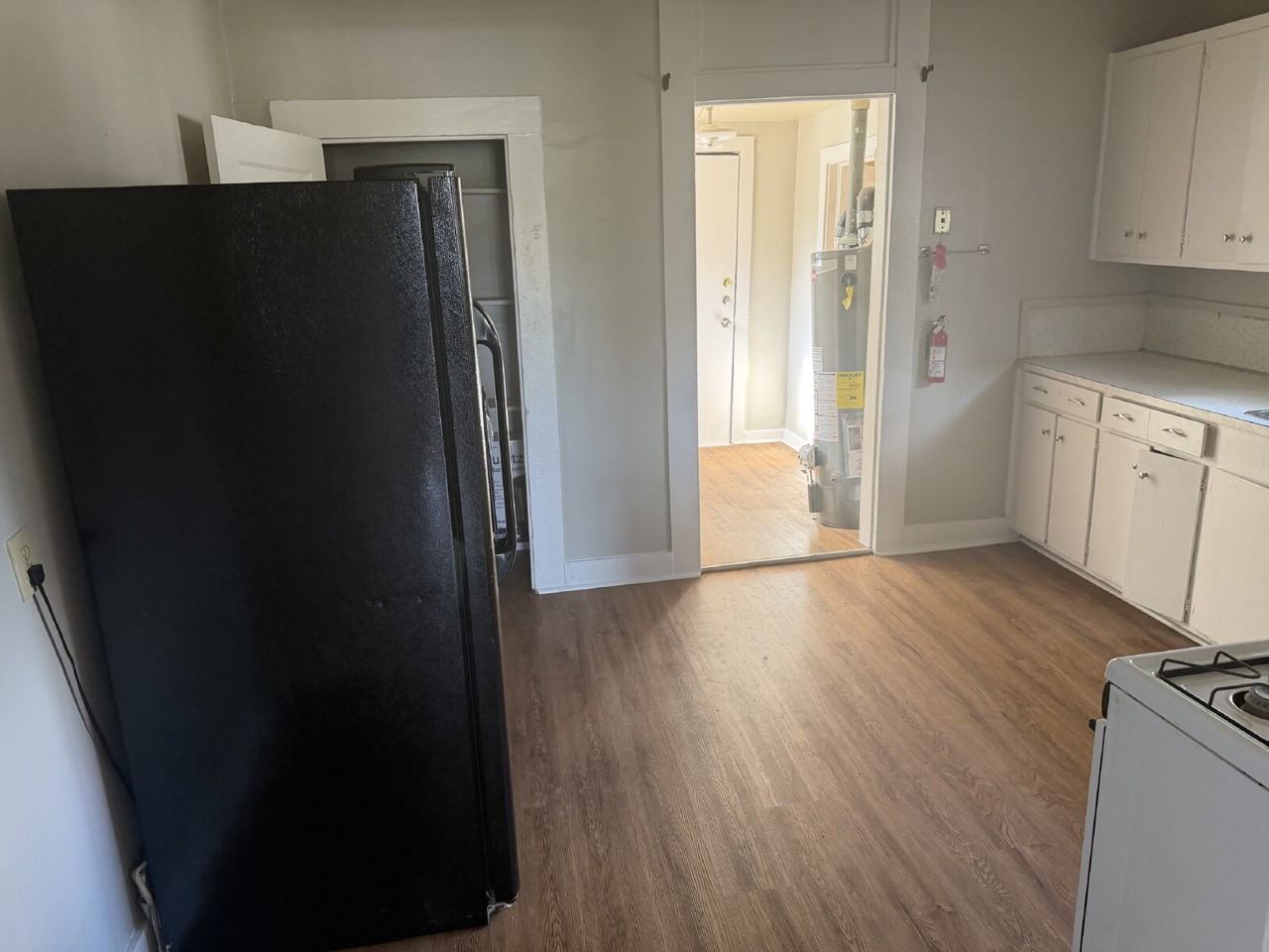 1750 E Commerce St - Photo 6 of 11