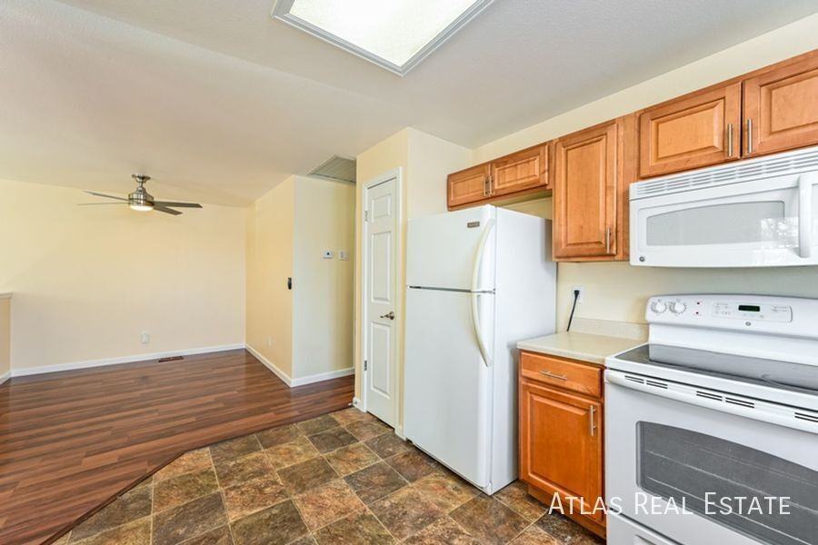 1483 S Cathay Way - Photo 7 of 20