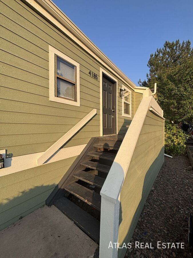 4185 S Richfield Way - Photo 3 of 8