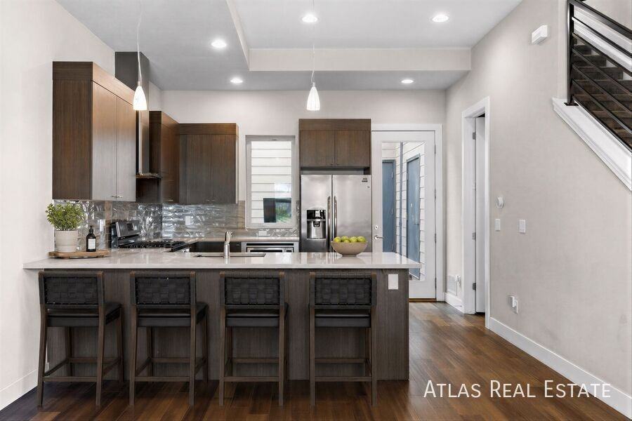4132 E 35th Ave - Photo 5 of 24