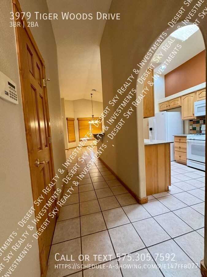3979 Tiger Woods Dr - Photo 4 of 36