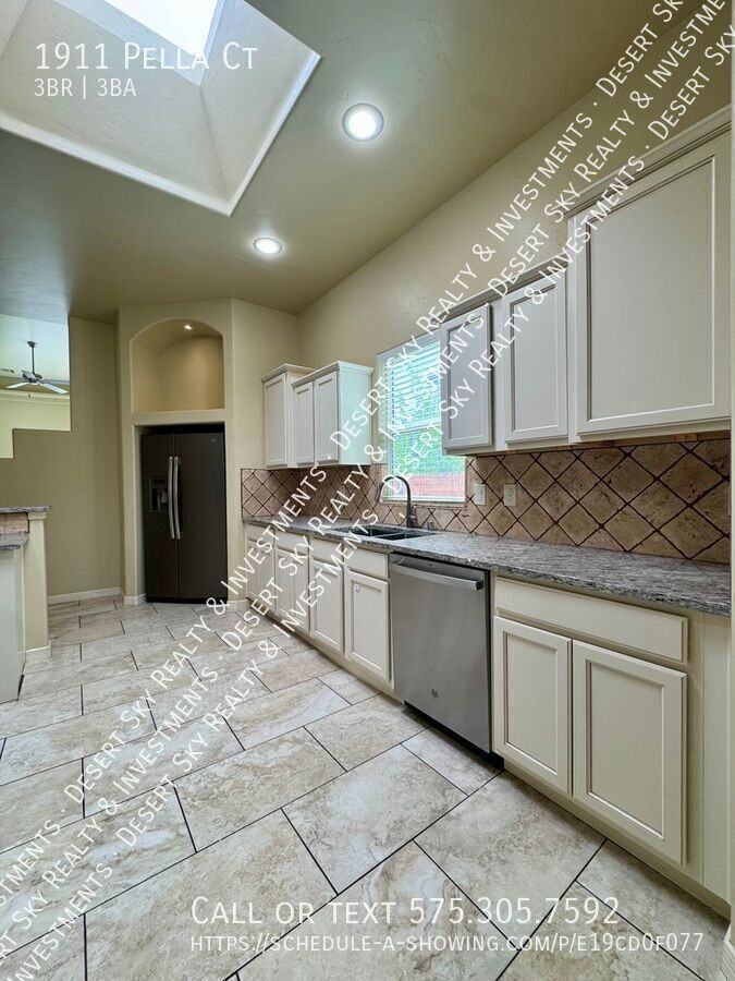 1911 Pella Ct - Photo 7 of 31