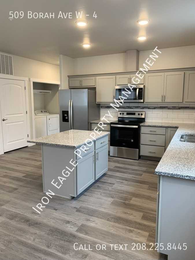 509 Borah Ave W #4 - Photo 2 of 19