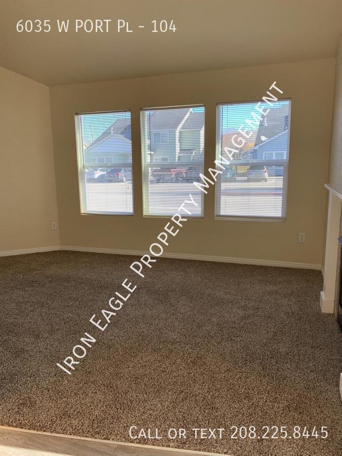 6035 W Port Ln #104 - Photo 4 of 13