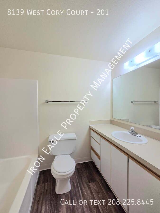 8139 W Cory Ct - Photo 7 of 8