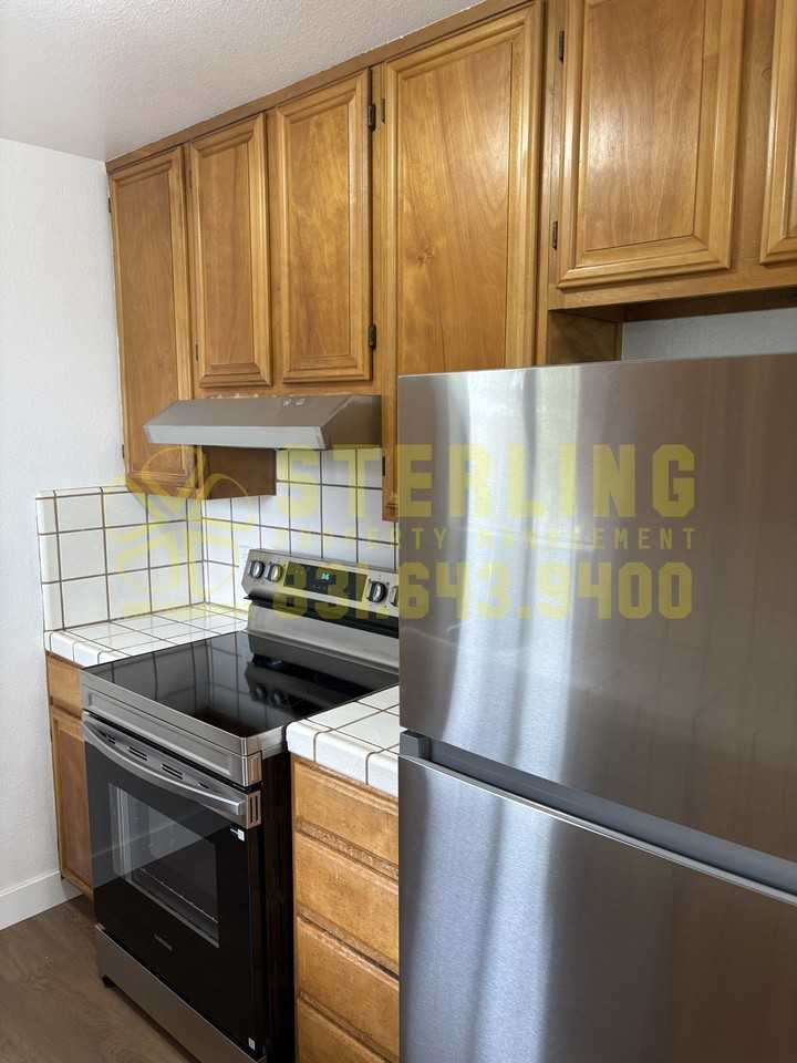 456 Spencer Street - Monterey - Photo 7 of 16